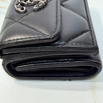 Chanel 19 Dixneuf Small Flap Wallet Trifold — view 6