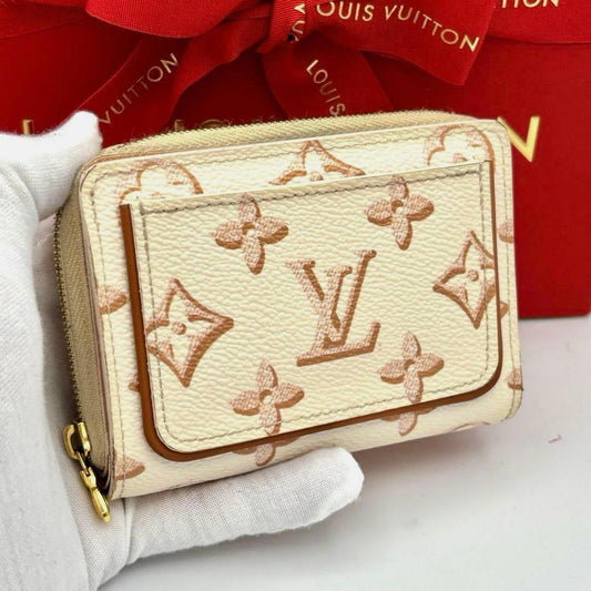 Louis Vuitton Limited Monogram Portefeuille Lou Wallet