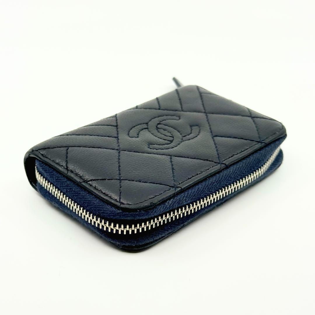 Chanel Stitch CC Coin Case Card — view 6