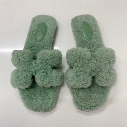 Hermes Oran Shearling Sandals Green