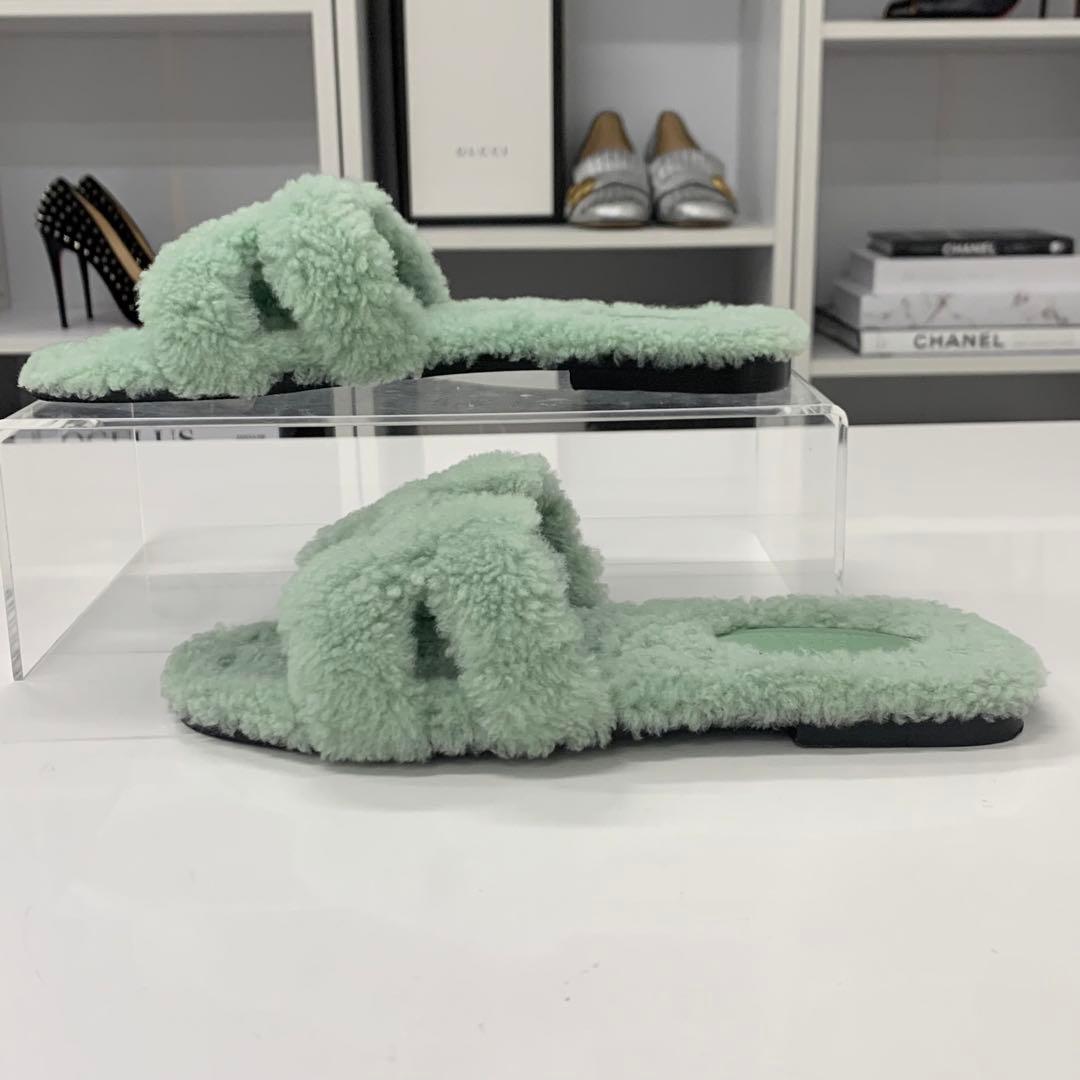 Hermes Oran Shearling Sandals Green