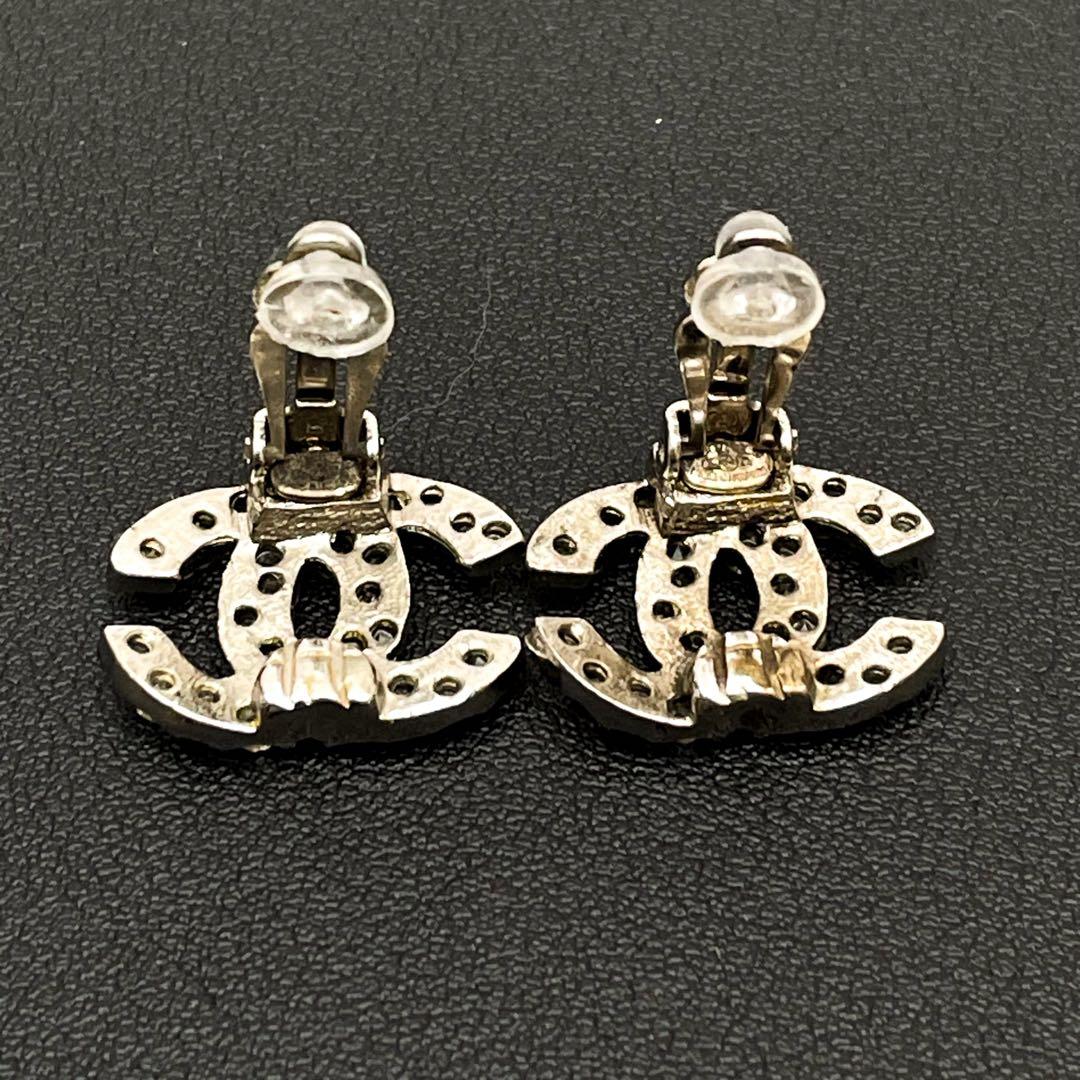 Chanel CC Logo Earrings 03A Rhinestone Icon Silver — view 7