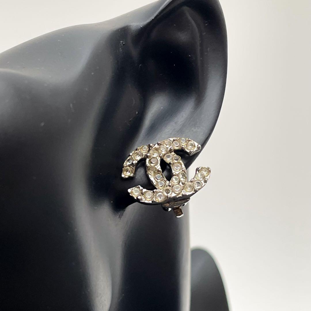 Chanel CC Logo Earrings 03A Rhinestone Icon Silver — view 8