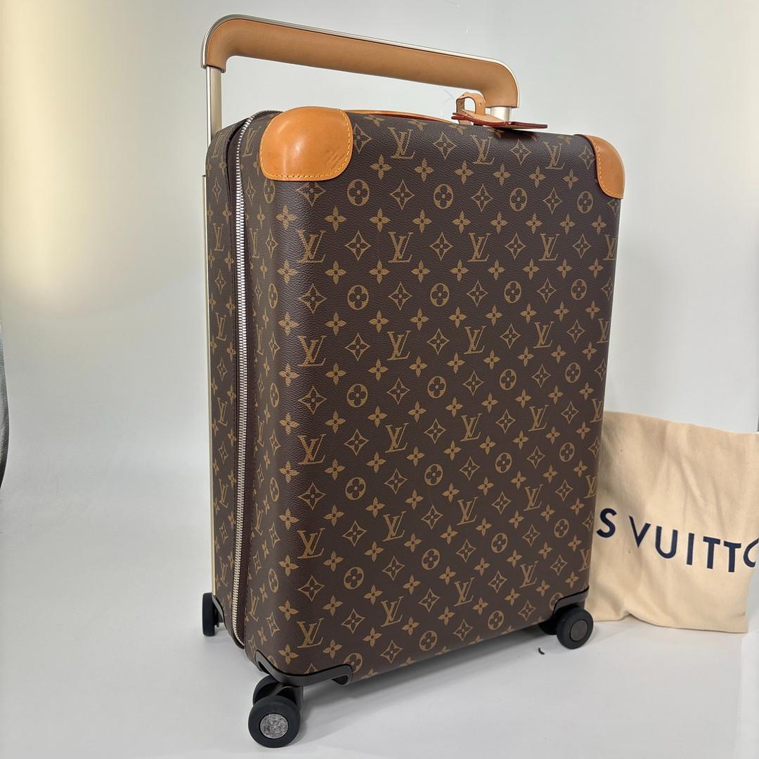 Louis Vuitton Super Monogram Horizon 50 Travel Bag — view 3