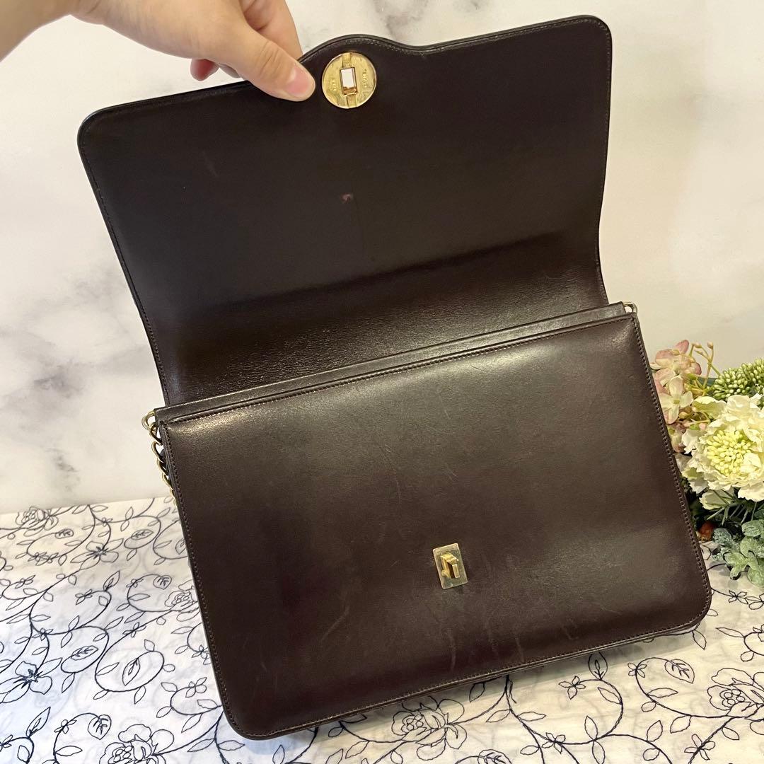 Chanel Vintage Turnlock Chain — view 9