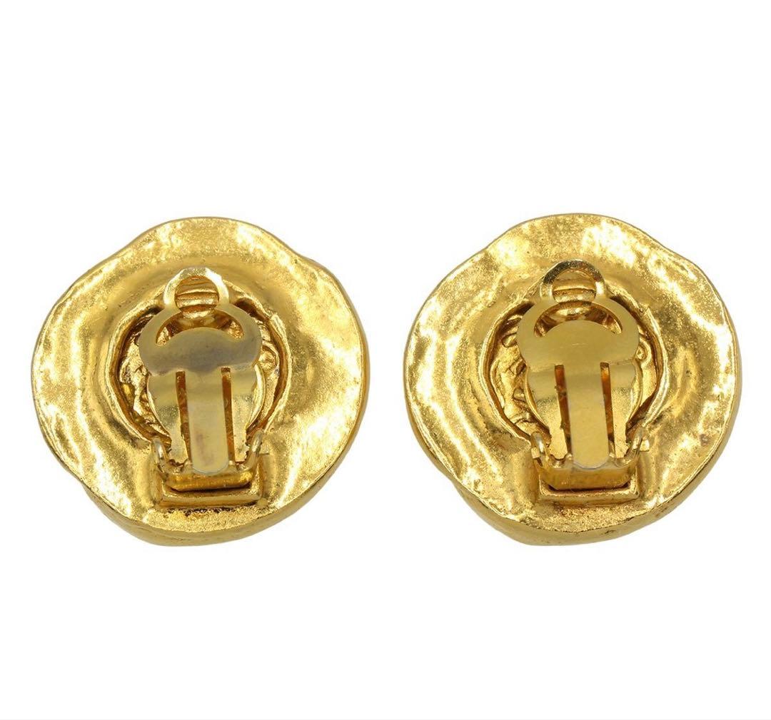 Chanel Coco Mark Logo Round Earring