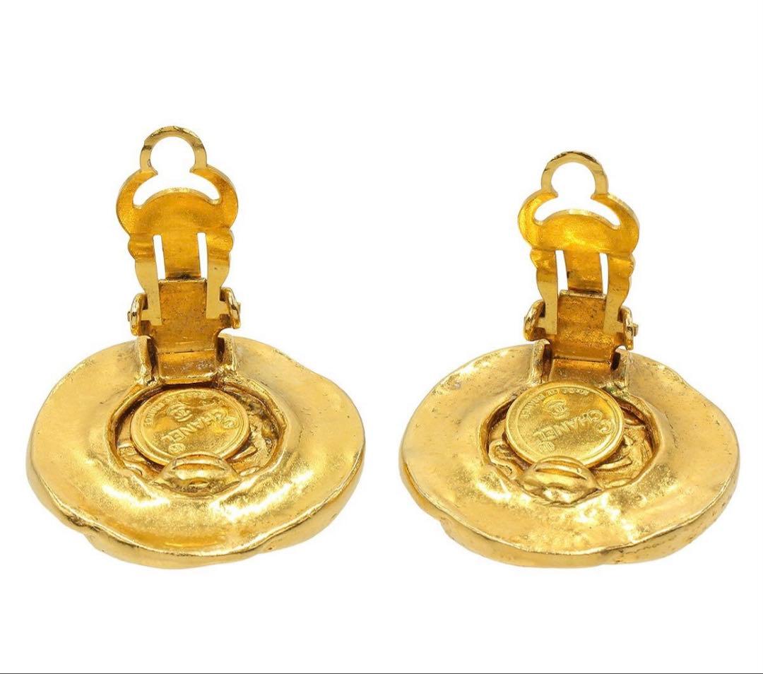 Chanel Coco Mark Logo Round Earring