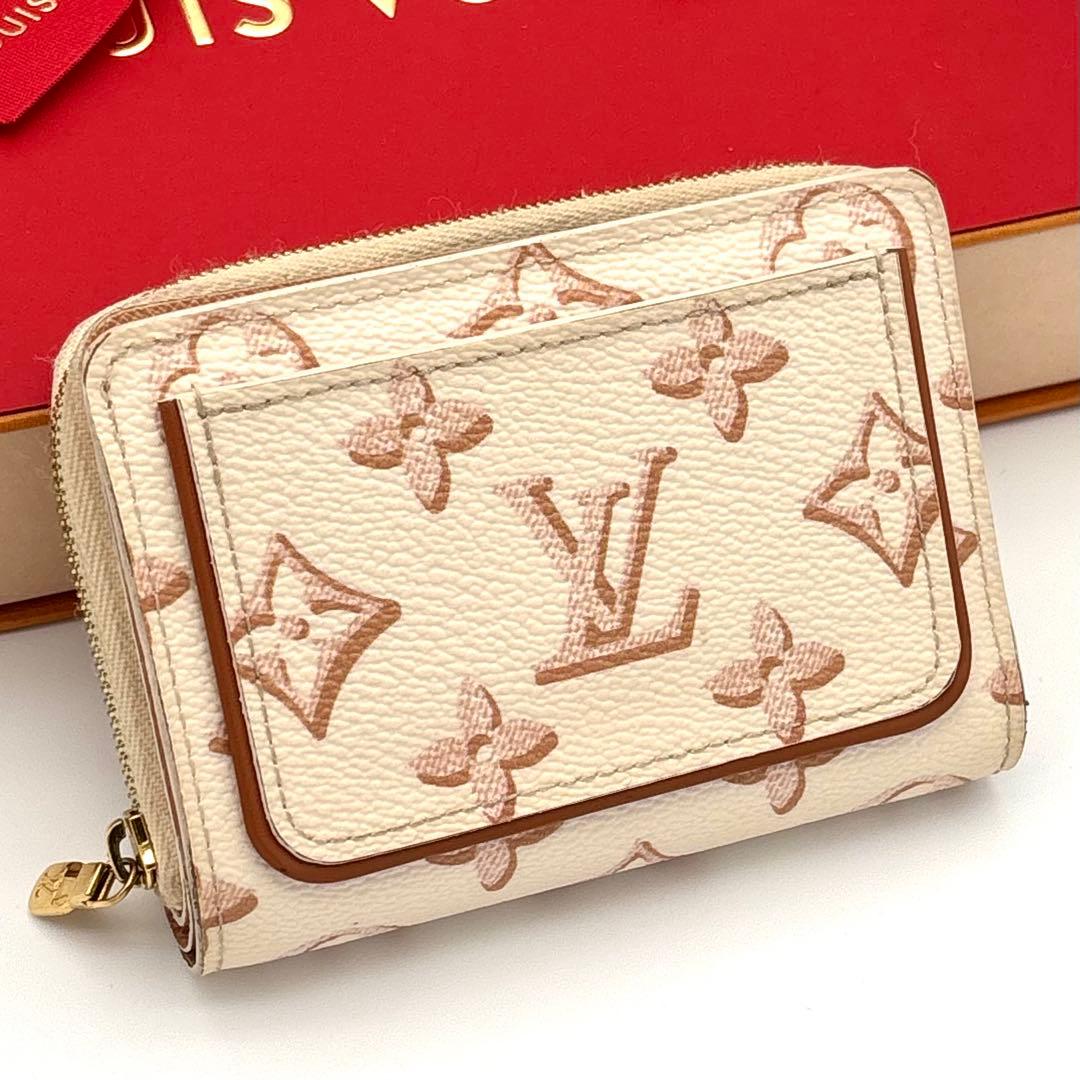 Louis Vuitton Limited Monogram Portefeuille Lou Wallet — view 9