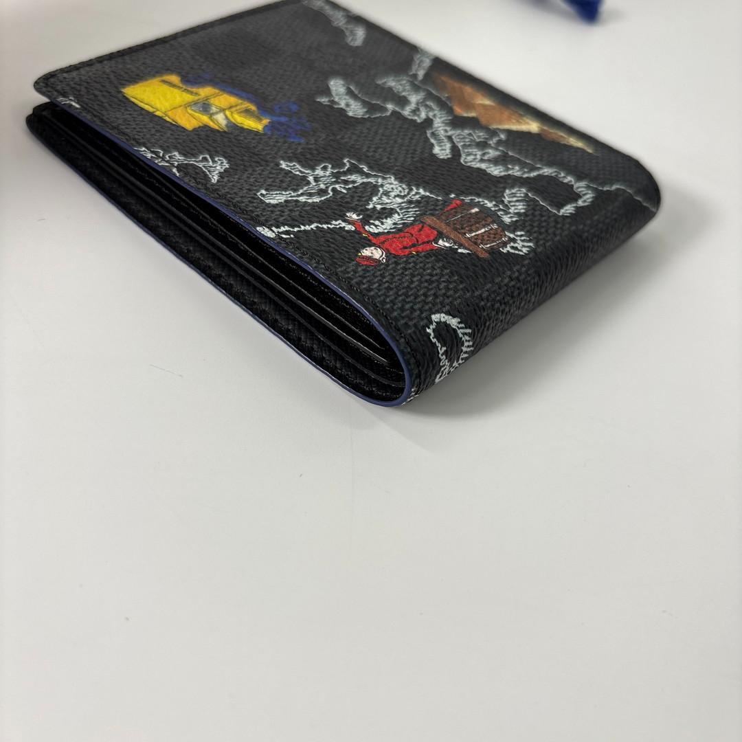 Louis Vuitton Portefeuille Calf Bifold Wallet — view 9