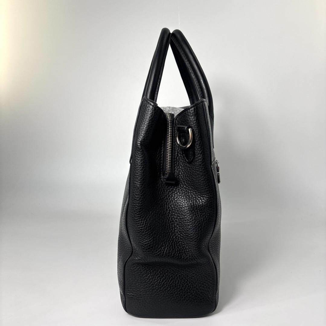 Louis Vuitton Super Taurillon Cabas Business Bag Black — view 4