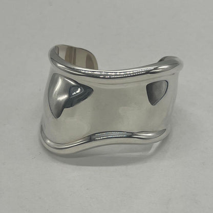 Tiffany & Co Elsa Peretti Bone Calfskin Bangle Bracelet — view 3