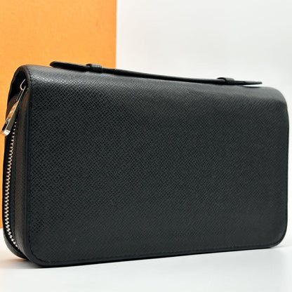 Louis Vuitton Zippy XL Taiga Black Second Wallet Handbag
