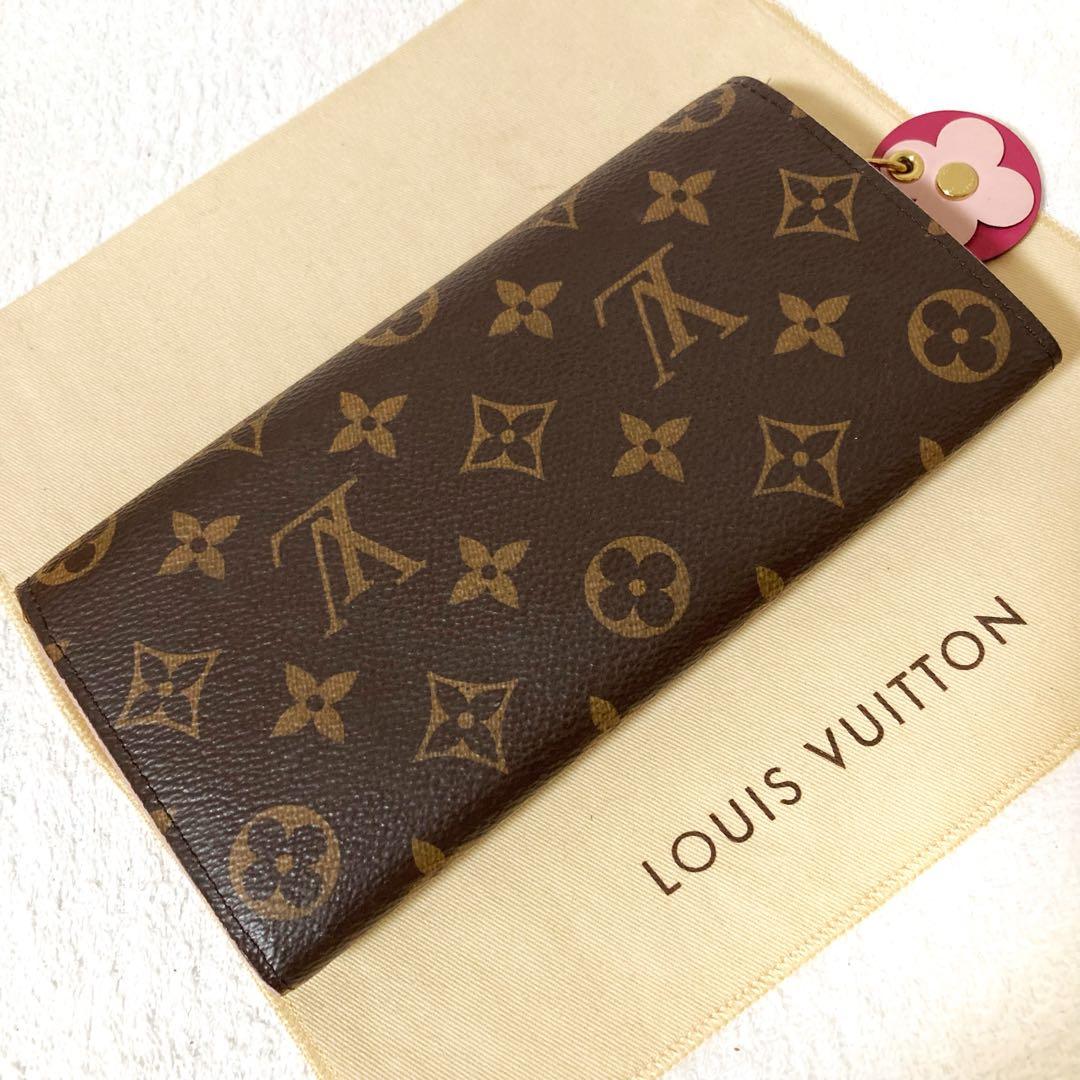 Louis Vuitton Portefeuille Emily Flower Fuchsia Long Wallet