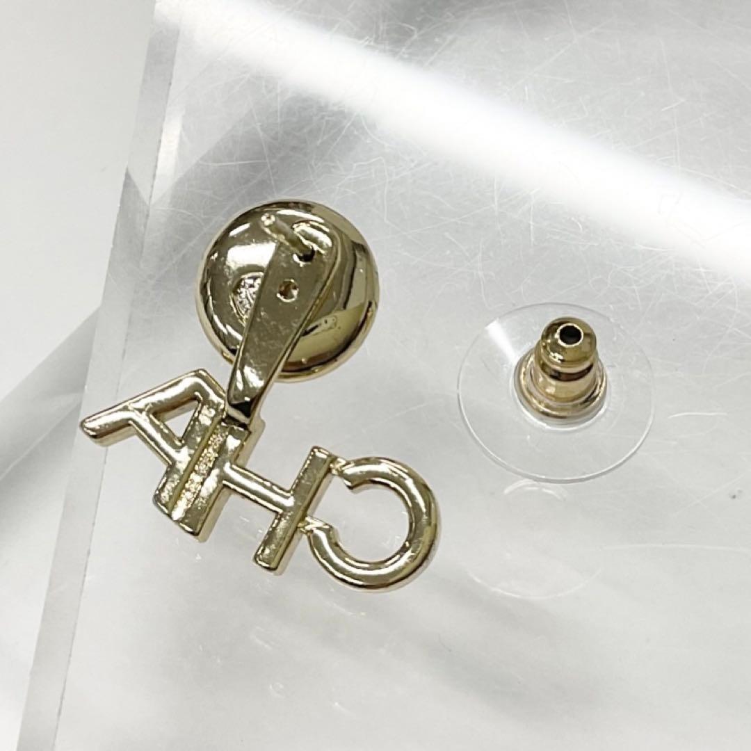 Chanel Earrings CC Logo Rhinestone Pearl Gold — view 4