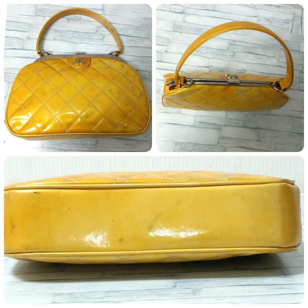 Chanel Quilted Handbag Enamel Yellow Kiss Lock Silver — view 4