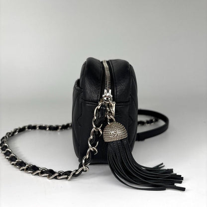 Chanel Chez Blanc Stitch Fringe Chain Shoulder Bag — view 4