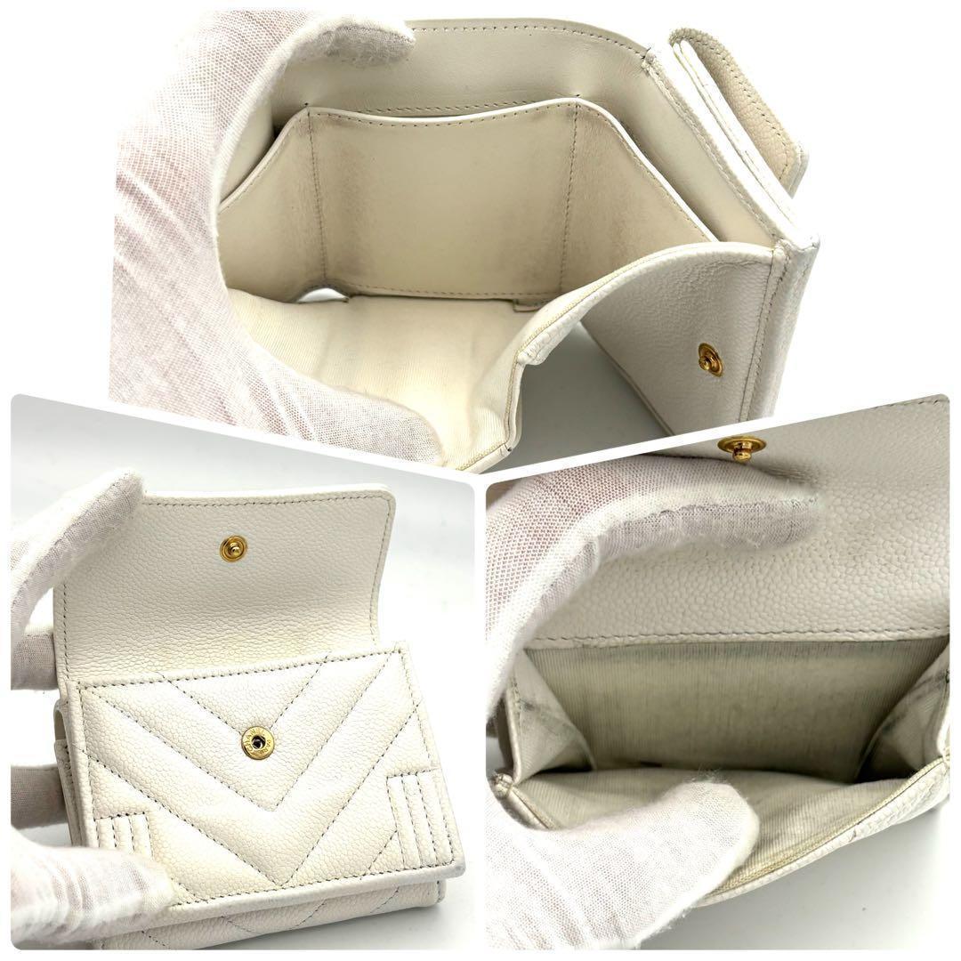 Chanel Wallet with Luxury Box Caviar Leather White Compact — view 7