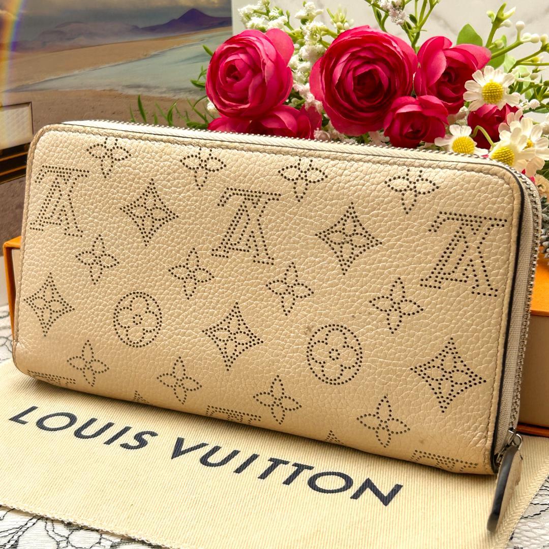 Louis Vuitton Mahina Zippy Wallet — view 2