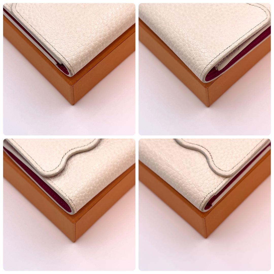 Louis Vuitton Portefeuille Capucines Compact Trifold Wallet White