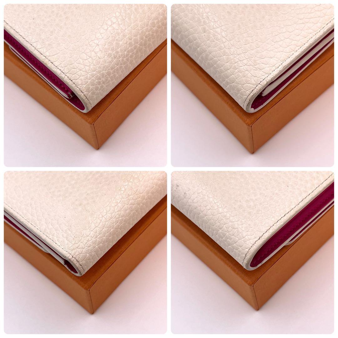 Louis Vuitton Portefeuille Capucines Compact Trifold Wallet White