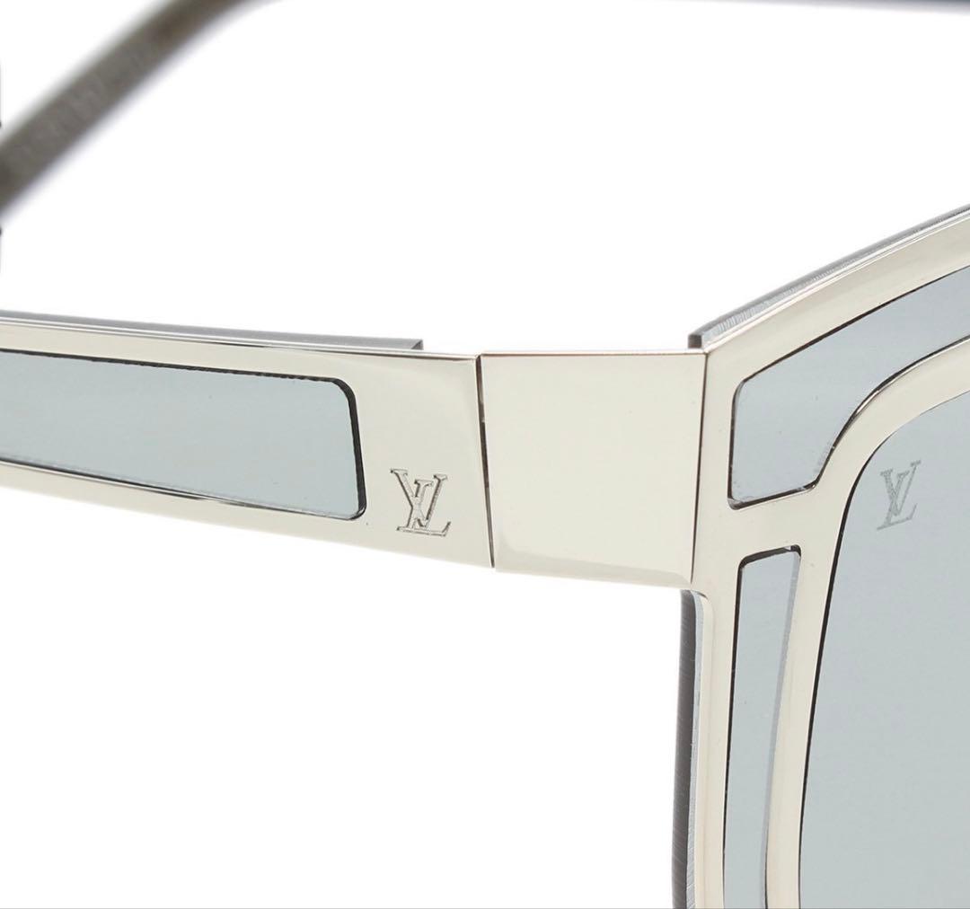 Louis Vuitton Phoenix Clear Frame Sunglasses Eyewear — view 7