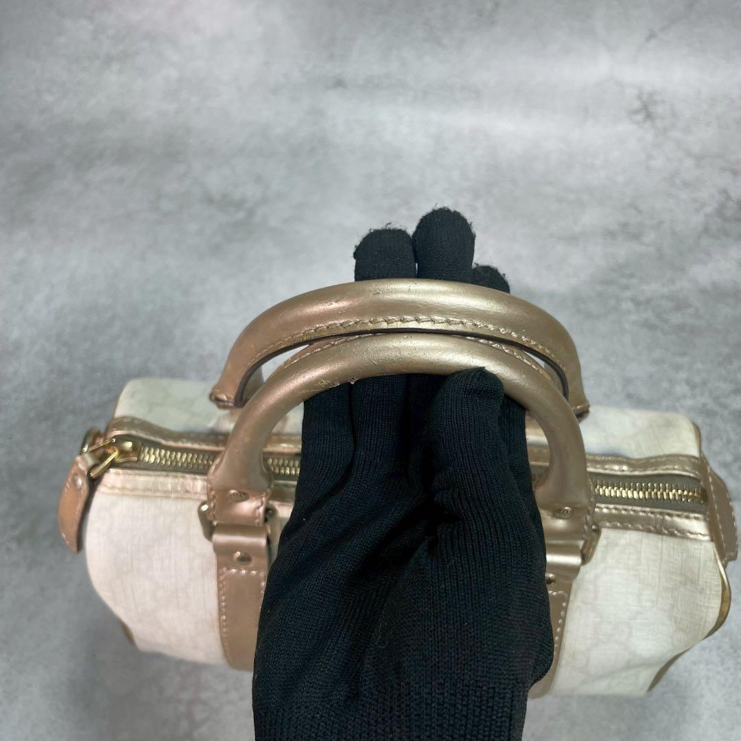 Gucci GG Boston Bag White Gold Logo Leather — view 4