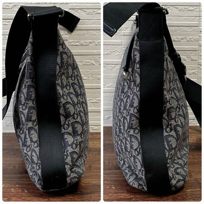 Dior Trotter Canvas Shoulder Bag All Over Pattern Large Navy — view 3