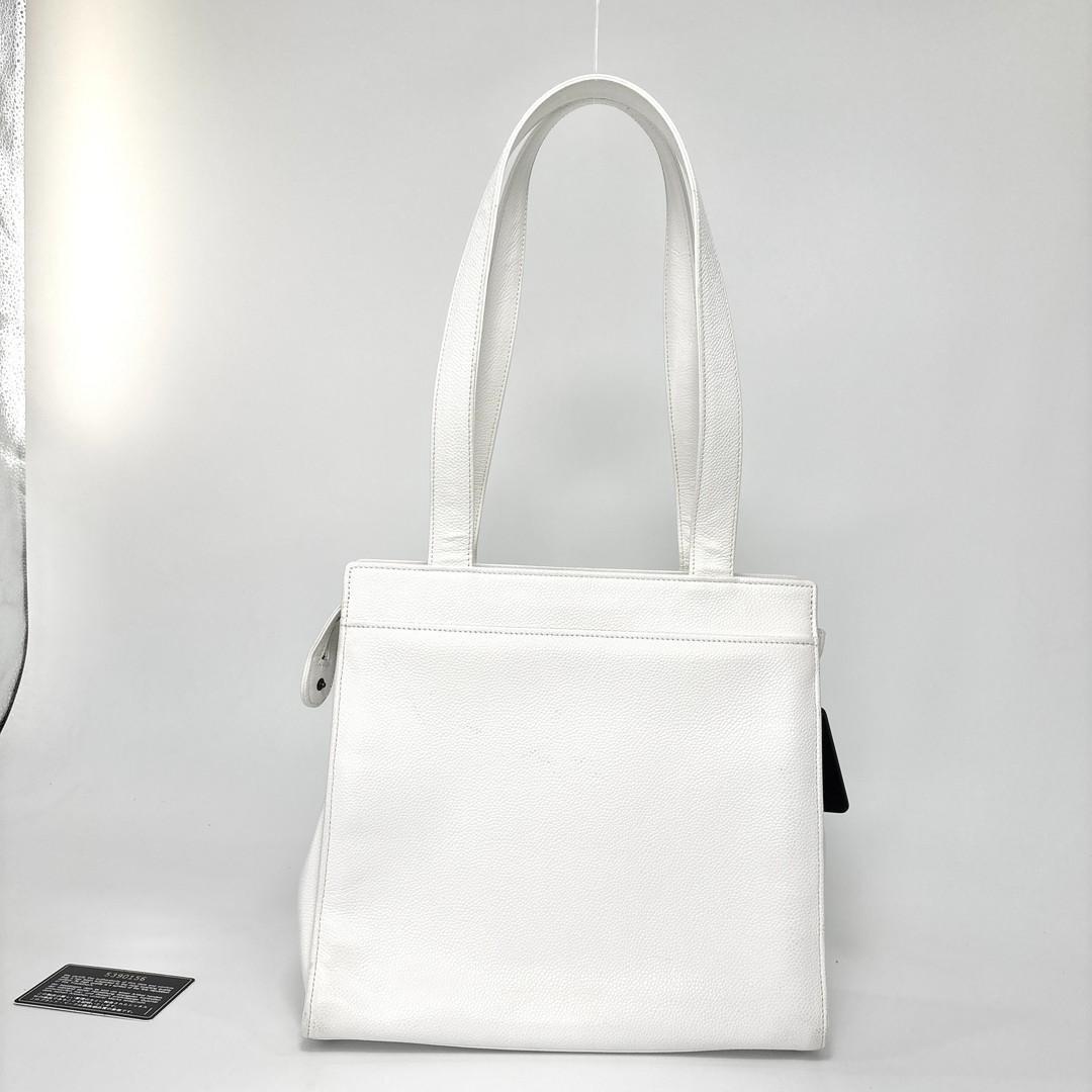 Chanel Super Caviar Leather Tote White — view 5