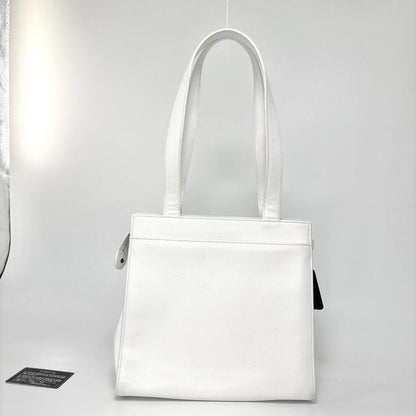 Chanel Super Caviar Leather Tote White — view 5