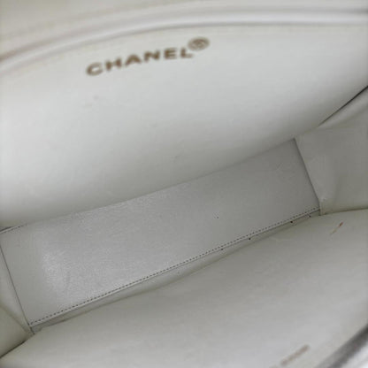 Chanel Super Caviar Leather Tote White — view 9