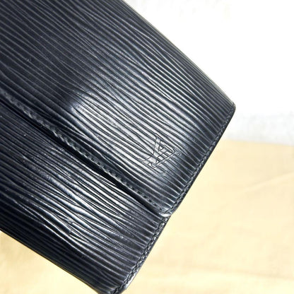Louis Vuitton Epi Portefeuille Elise W Hook Folding Wallet