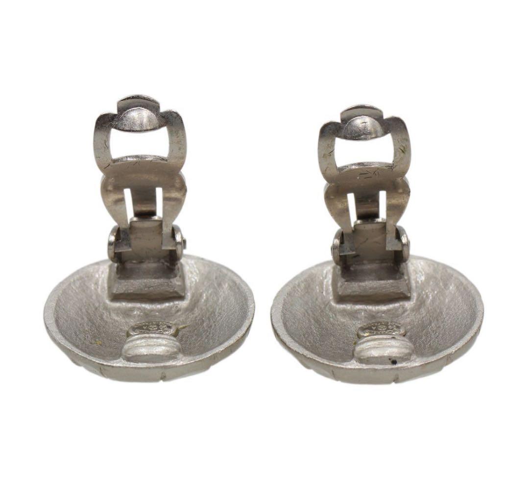 Ultra Chanel Coco Mark Round Earrings