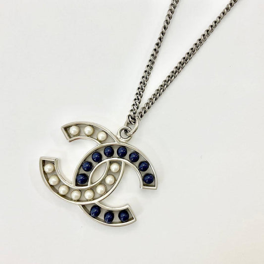 Chanel CC Logo Necklace Pearl Silver