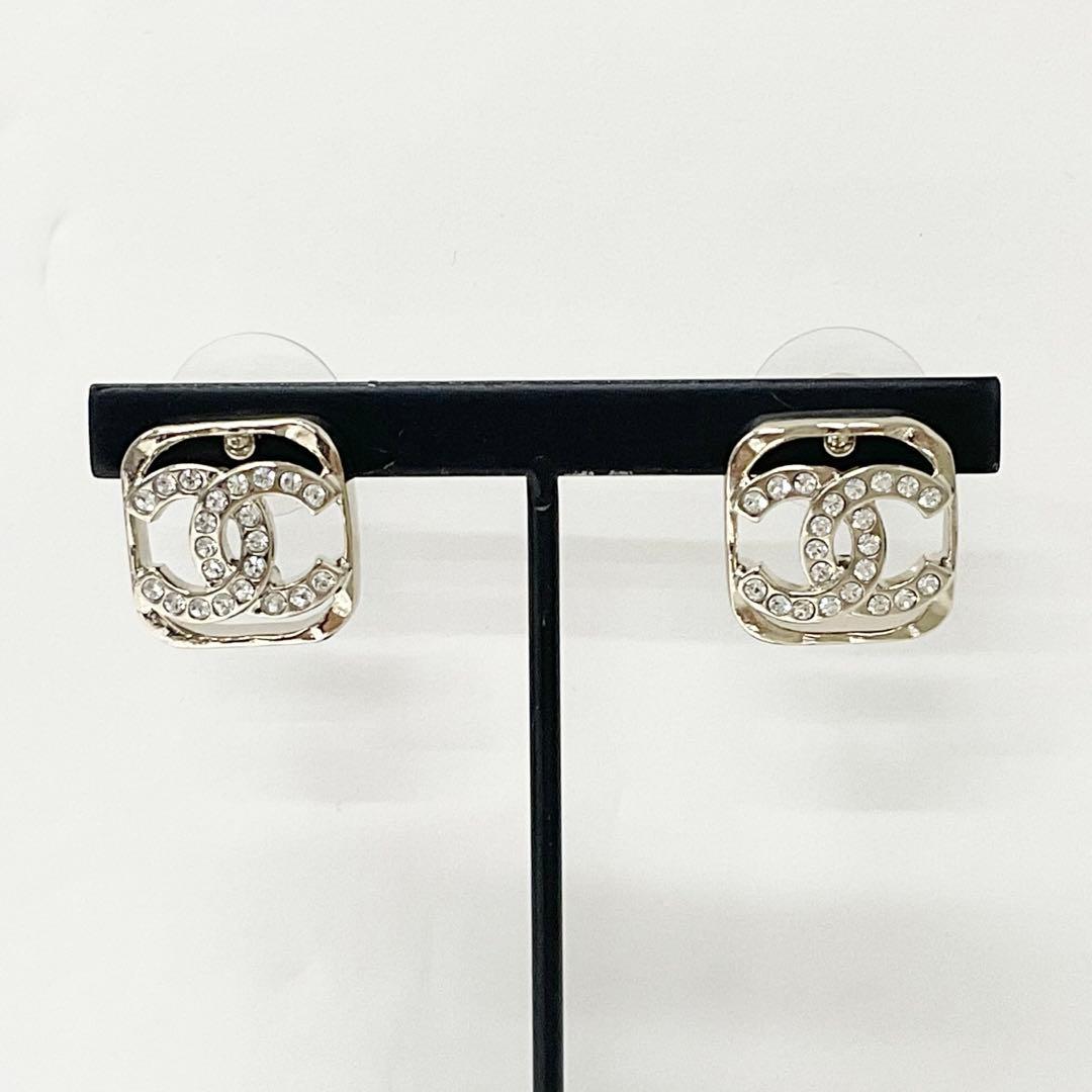 Chanel Earrings CC Logo Rhinestone Square Gold — view 6