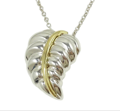 Tiffany & Co 18k Yellow Gold Large Leaf Necklace — view 2