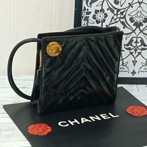 Chanel Stitch Shoulder Bag Enamel CC Logo Black