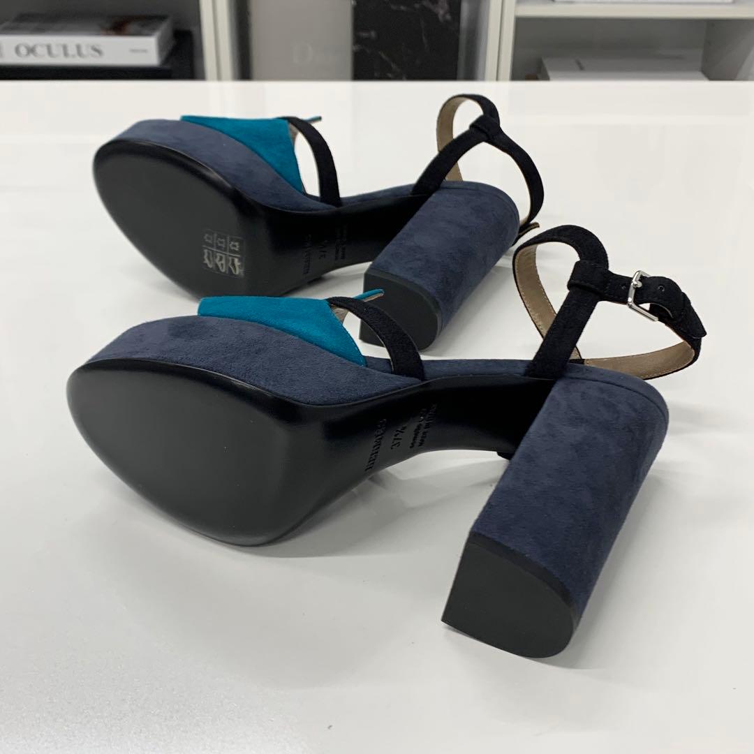 Hermes Kelly Suede Strap Sandals Navy Blue — view 7