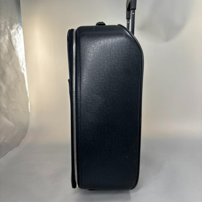 - Louis Vuitton - Taiga Pegase 45 Black Suitcase Carry-on
