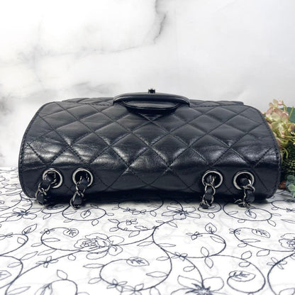 Chanel Coco Loop Chain Shoulder Bag — view 8