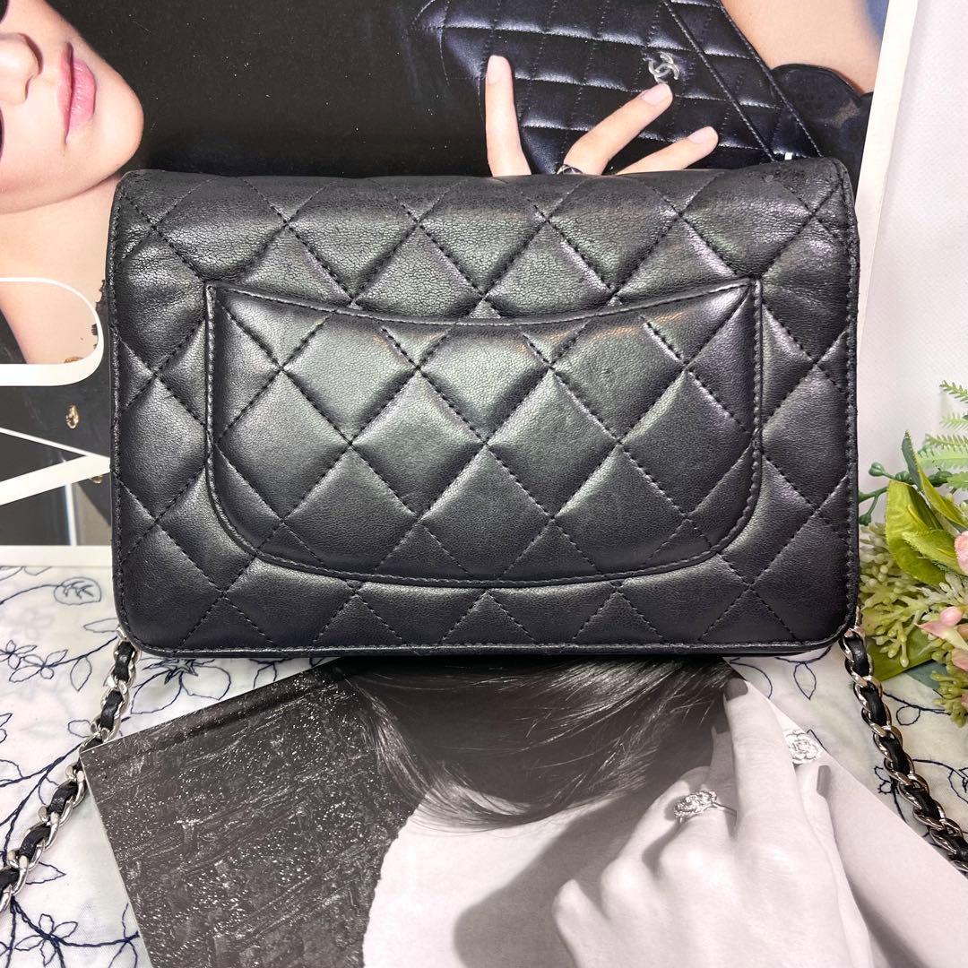 Chanel Chain Wallet Black Quilted Shoulder Bag — view 3