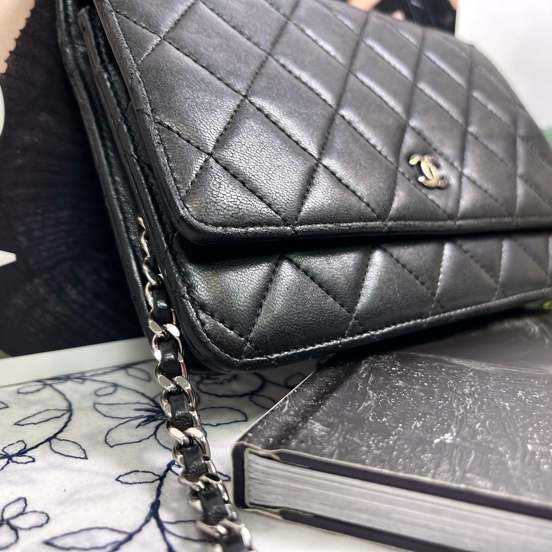Chanel Chain Wallet Black Quilted Shoulder Bag — view 4