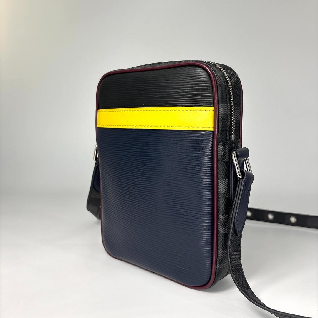 Louis Vuitton Epi Graphite Danube Slim Shoulder — view 2