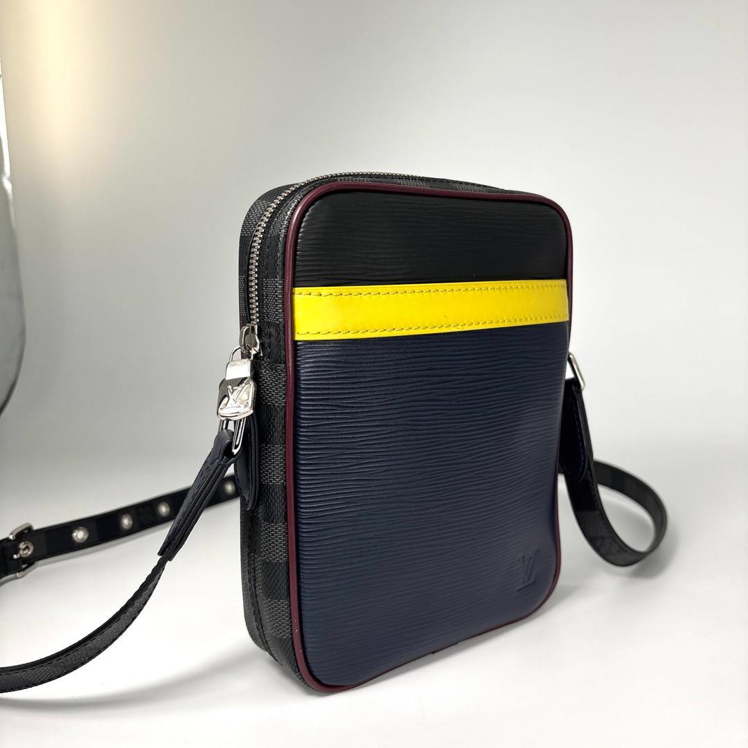 Louis Vuitton Epi Graphite Danube Slim Shoulder — view 3