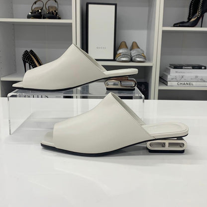Hermes Idol Leather Chaine D'ancre Sandals White — view 3