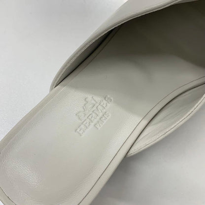 Hermes Idol Leather Chaine D'ancre Sandals White — view 7