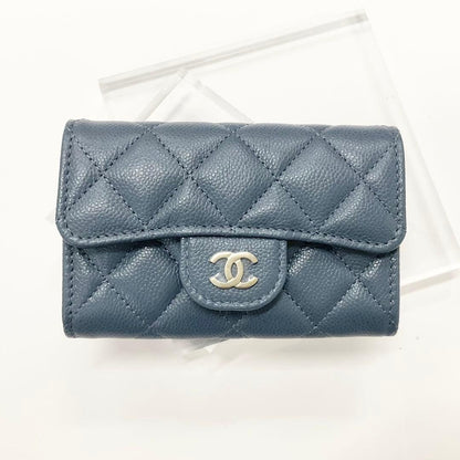 Chanel Quilted Caviar Leather CC Logo Card Case Coin — view 2