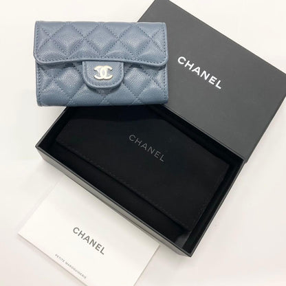 Chanel Quilted Caviar Leather CC Logo Card Case Coin — view 9