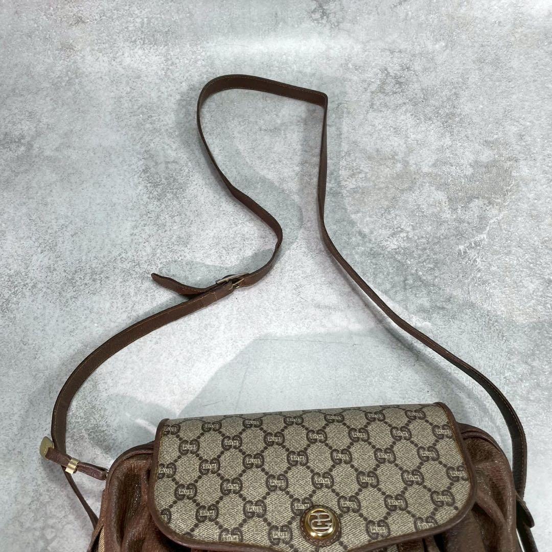 Gucci GG Shoulder Bag Brown Beige Logo Leather — view 4