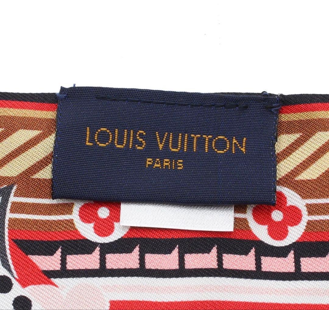 Louis Vuitton Bandeau Pop LV Silk Scarf — view 4