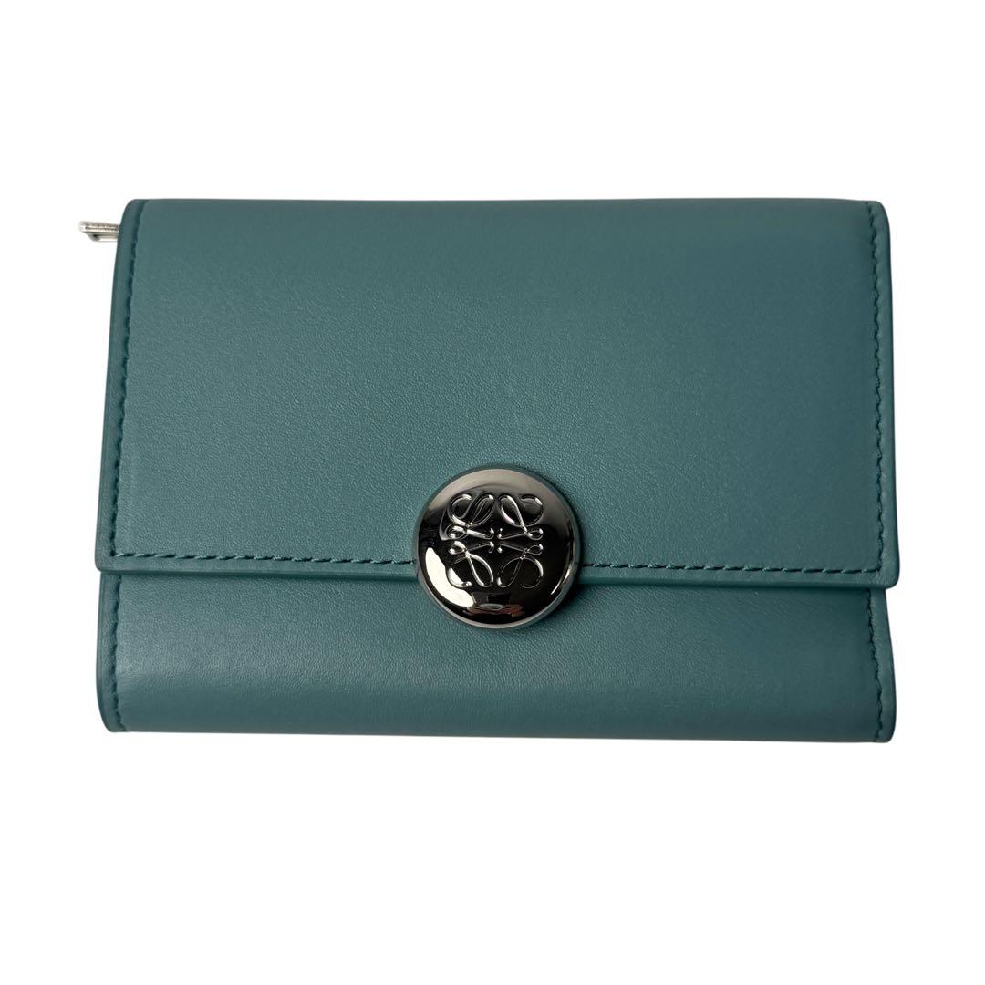 Loewe Pebble Vertical Wallet — view 2
